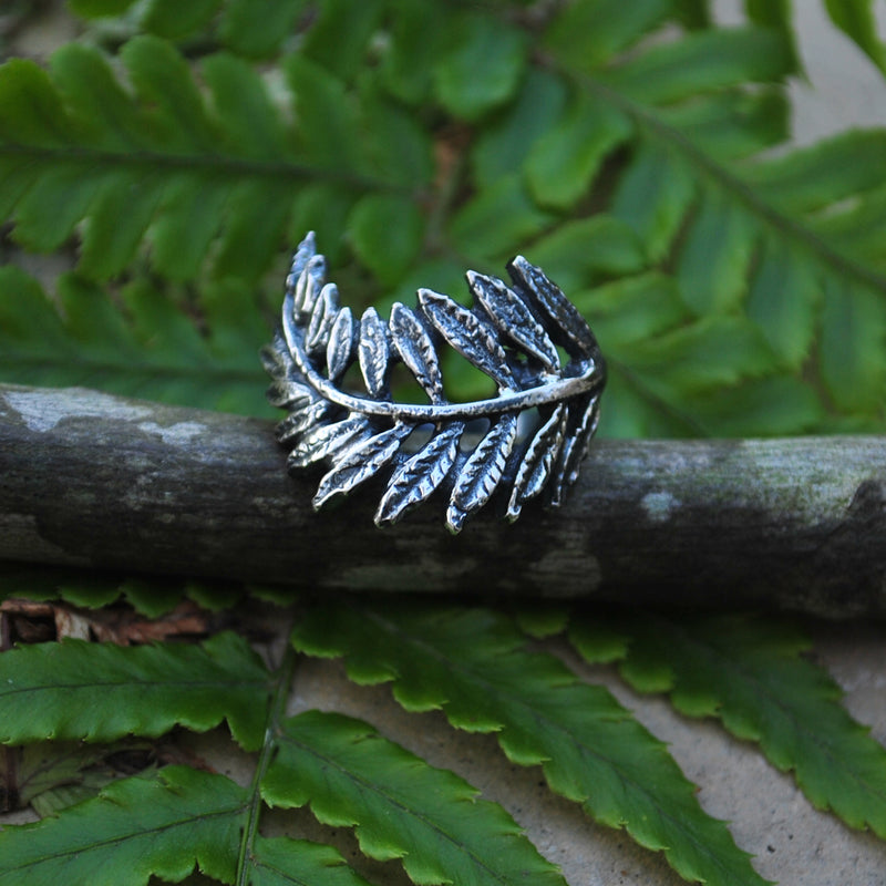 Size 9, Bed of Ferns, Sterling Silver